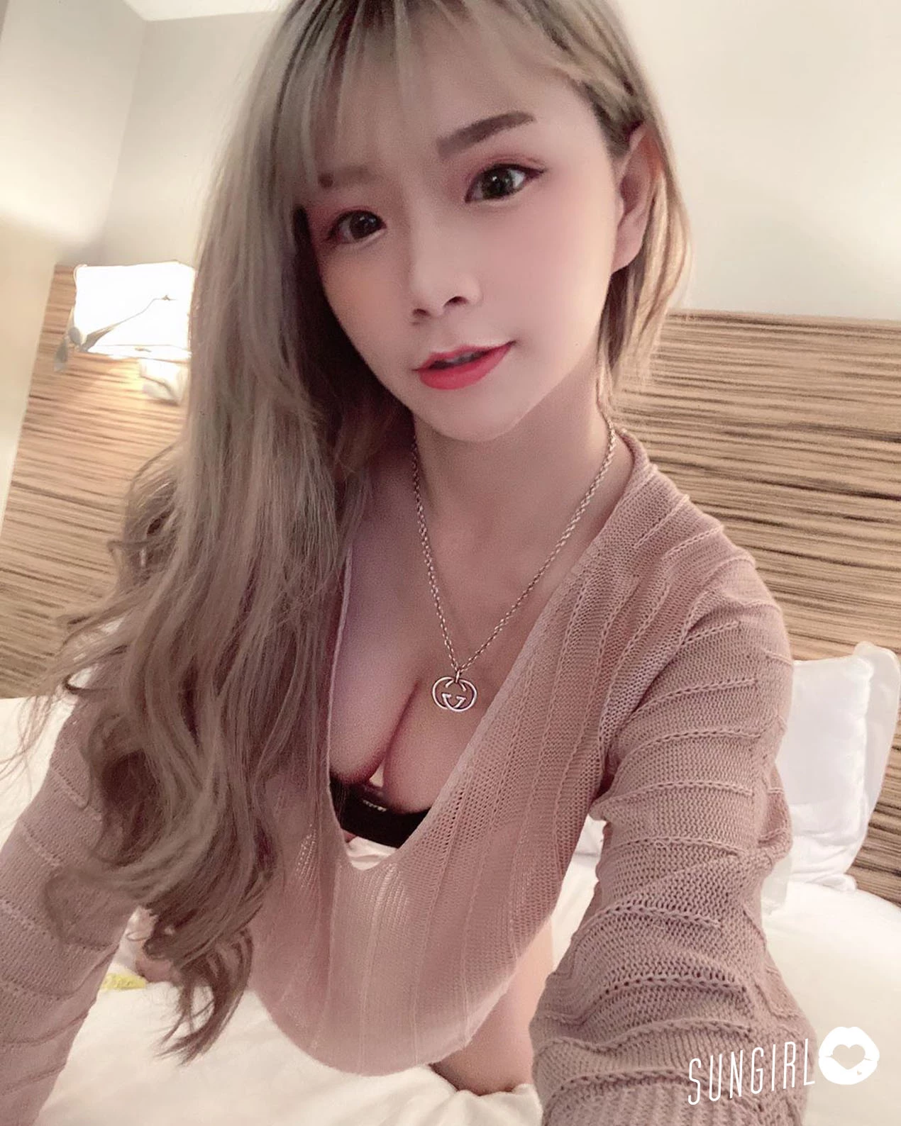 3850054.webp