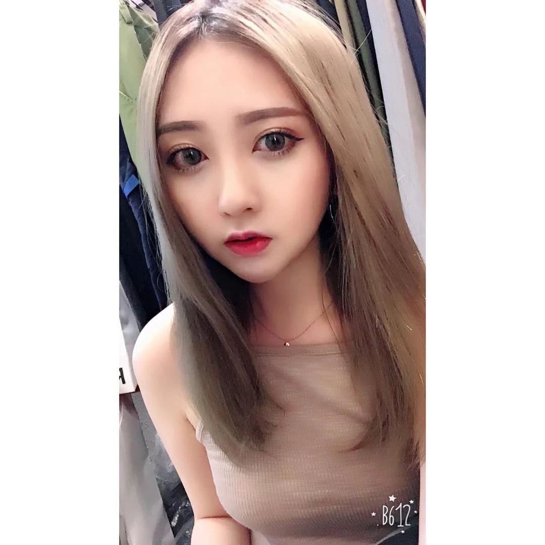 4951697.webp