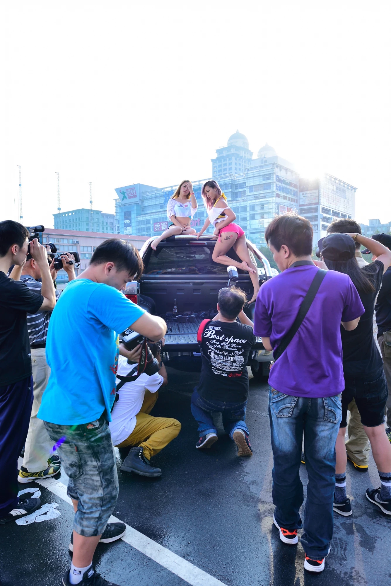 16854402.webp