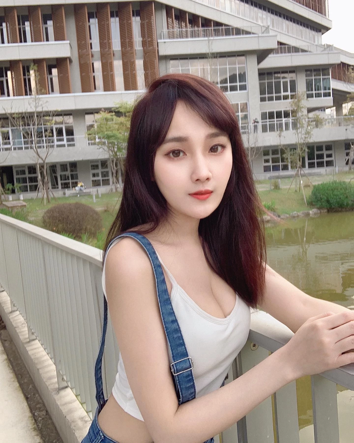 22980118.webp