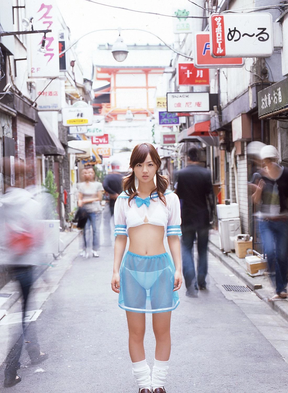 30601282.webp