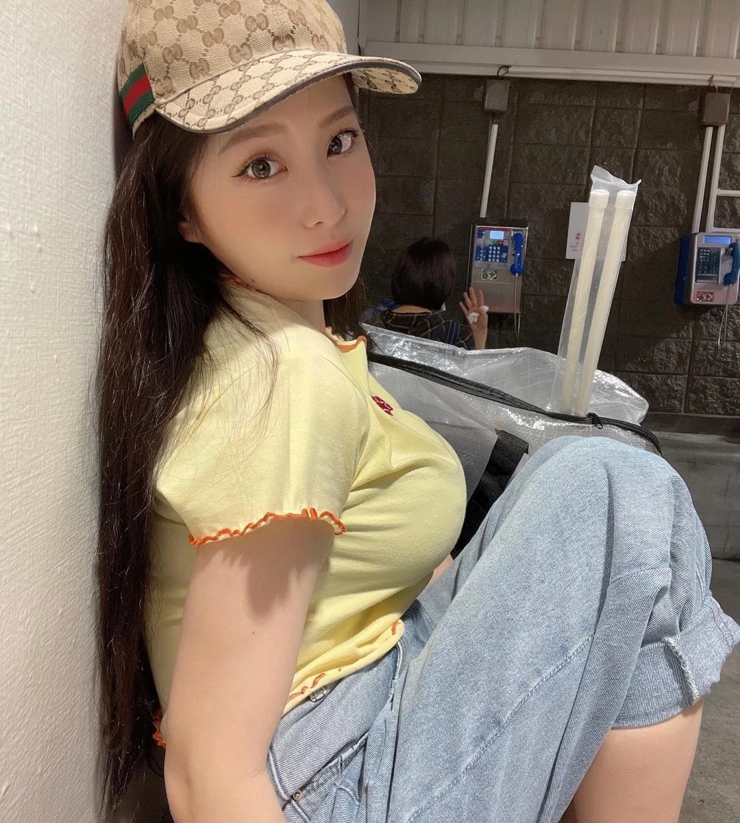 18798415.webp
