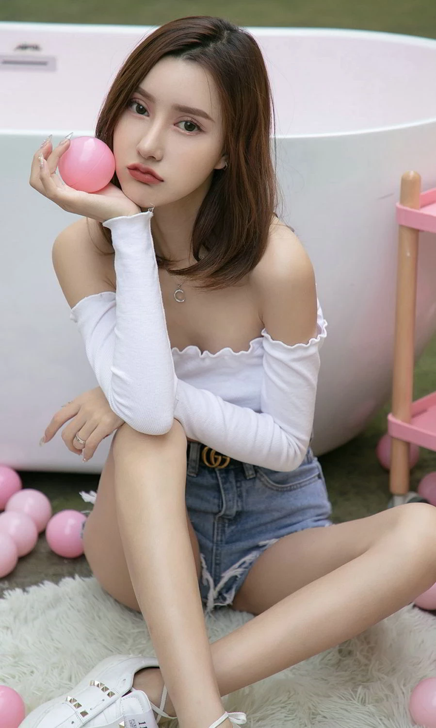 4138776.webp