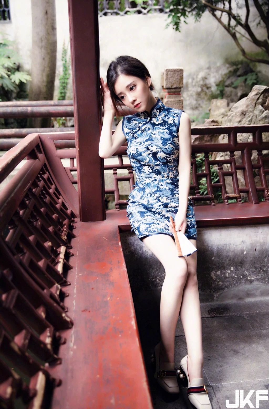 4887045.webp