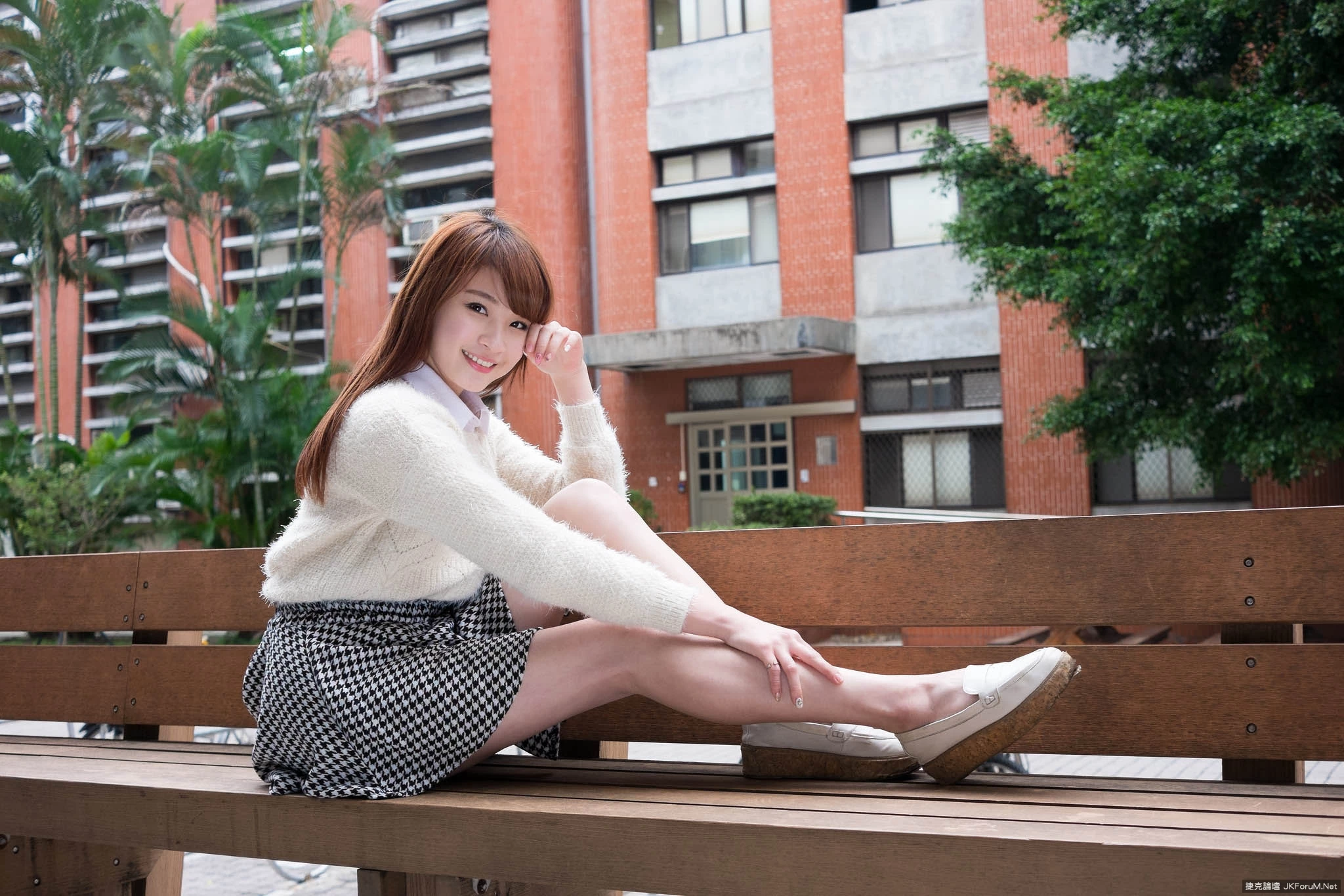 17087057.webp