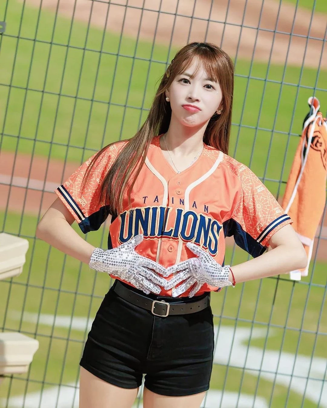 28151564.webp