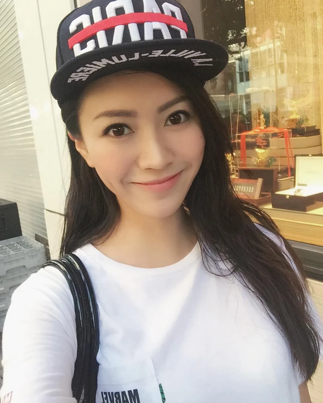 4360484.webp