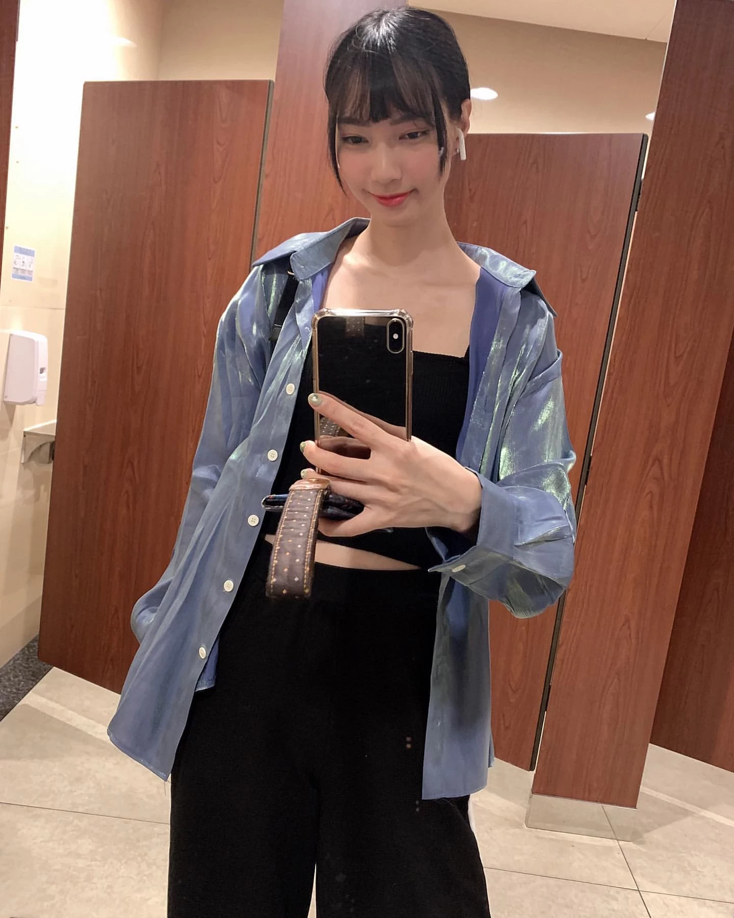 4206660.webp