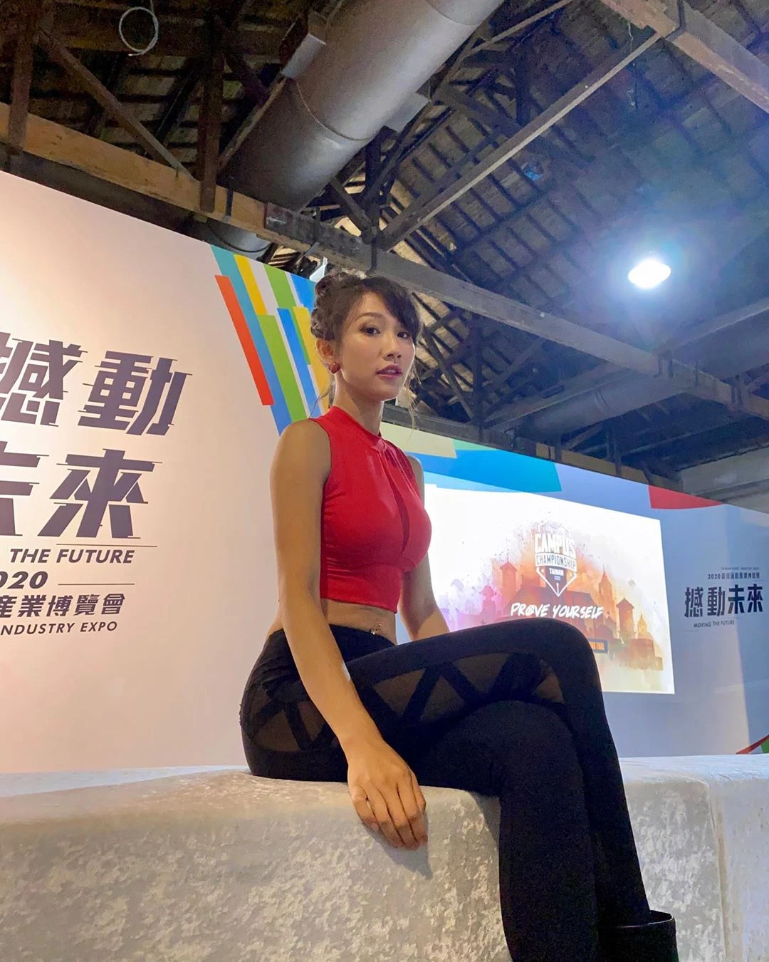 3878866.webp