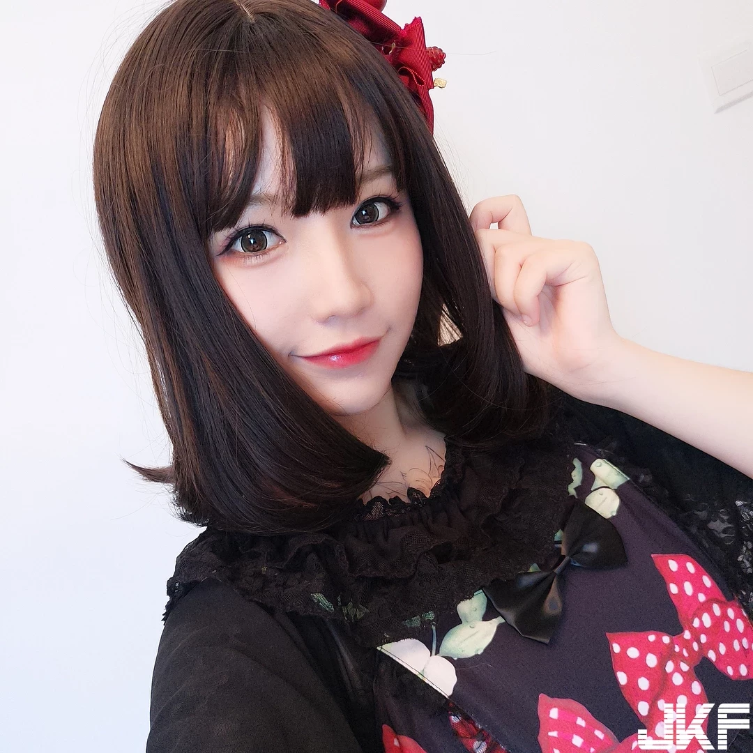 4879320.webp