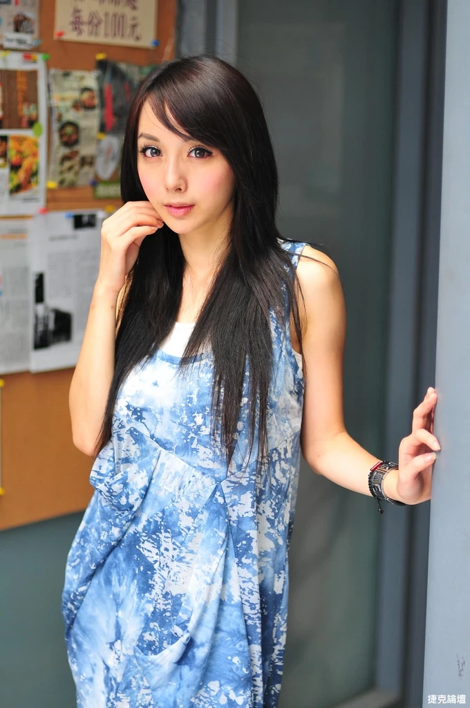 17653081.webp