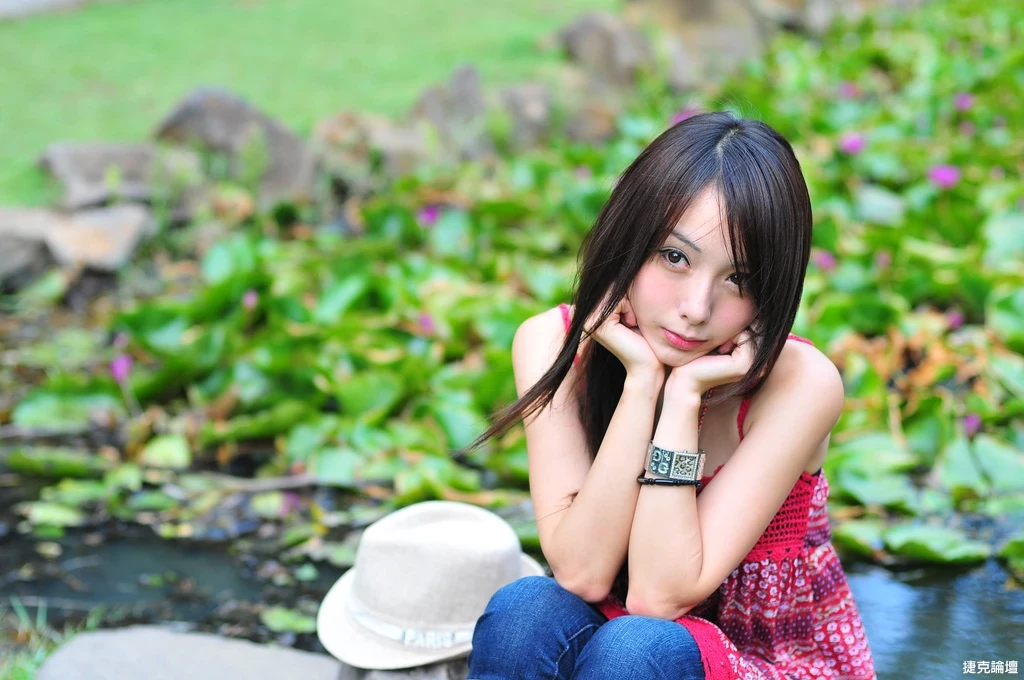 17653118.webp