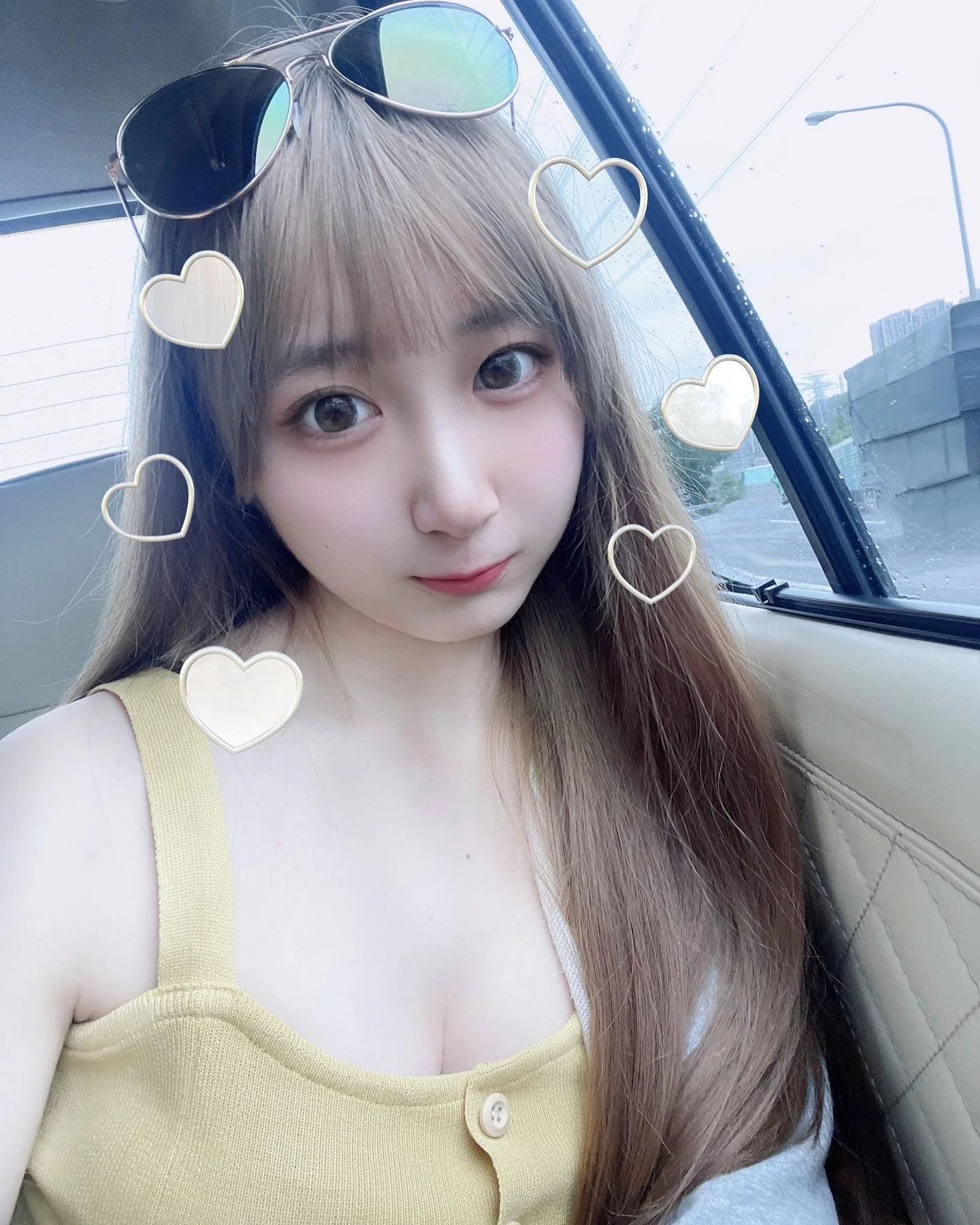 30928306.webp