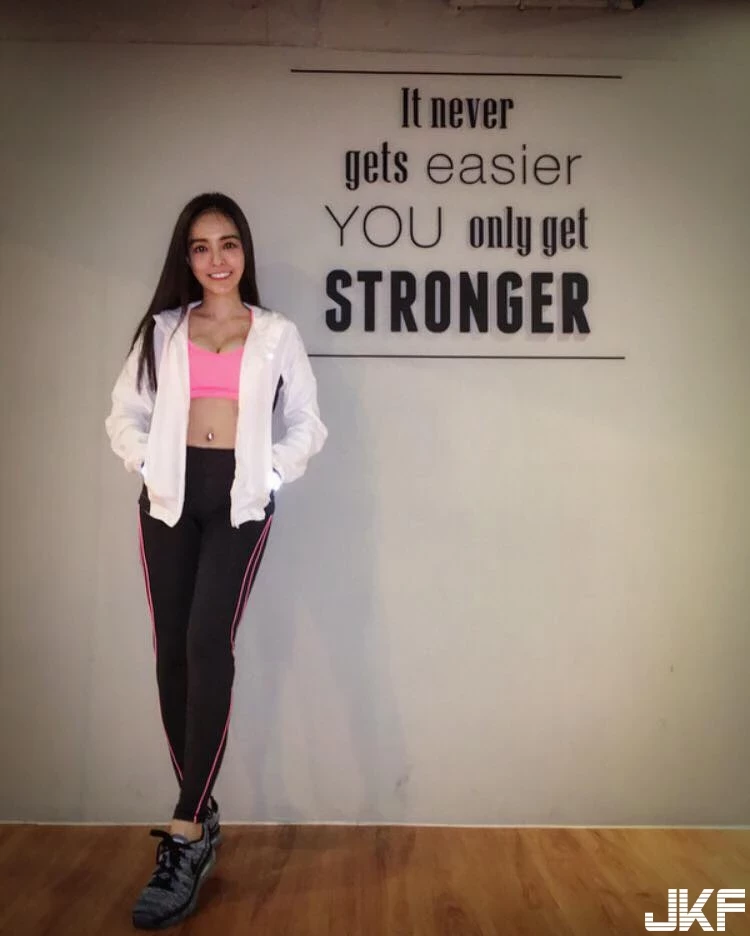 16792551.webp