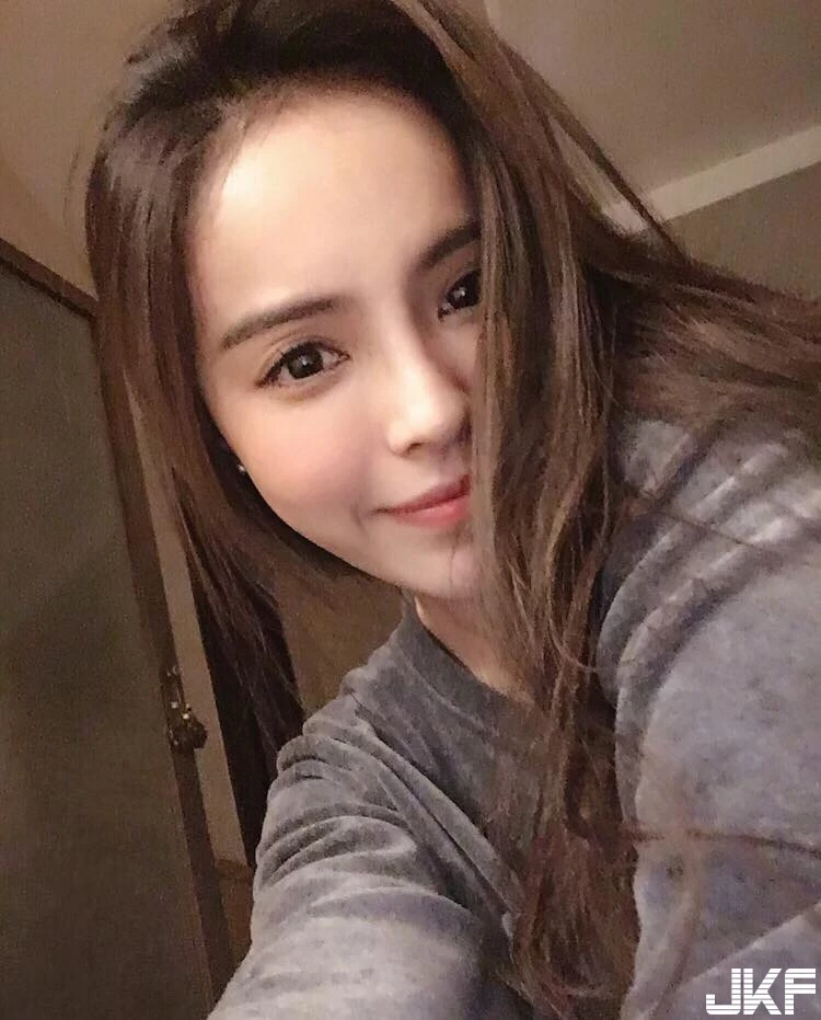 16792559.webp
