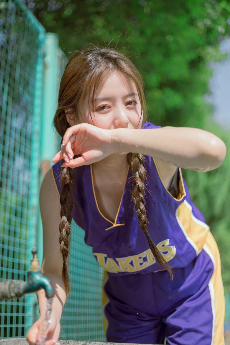 4171138.webp