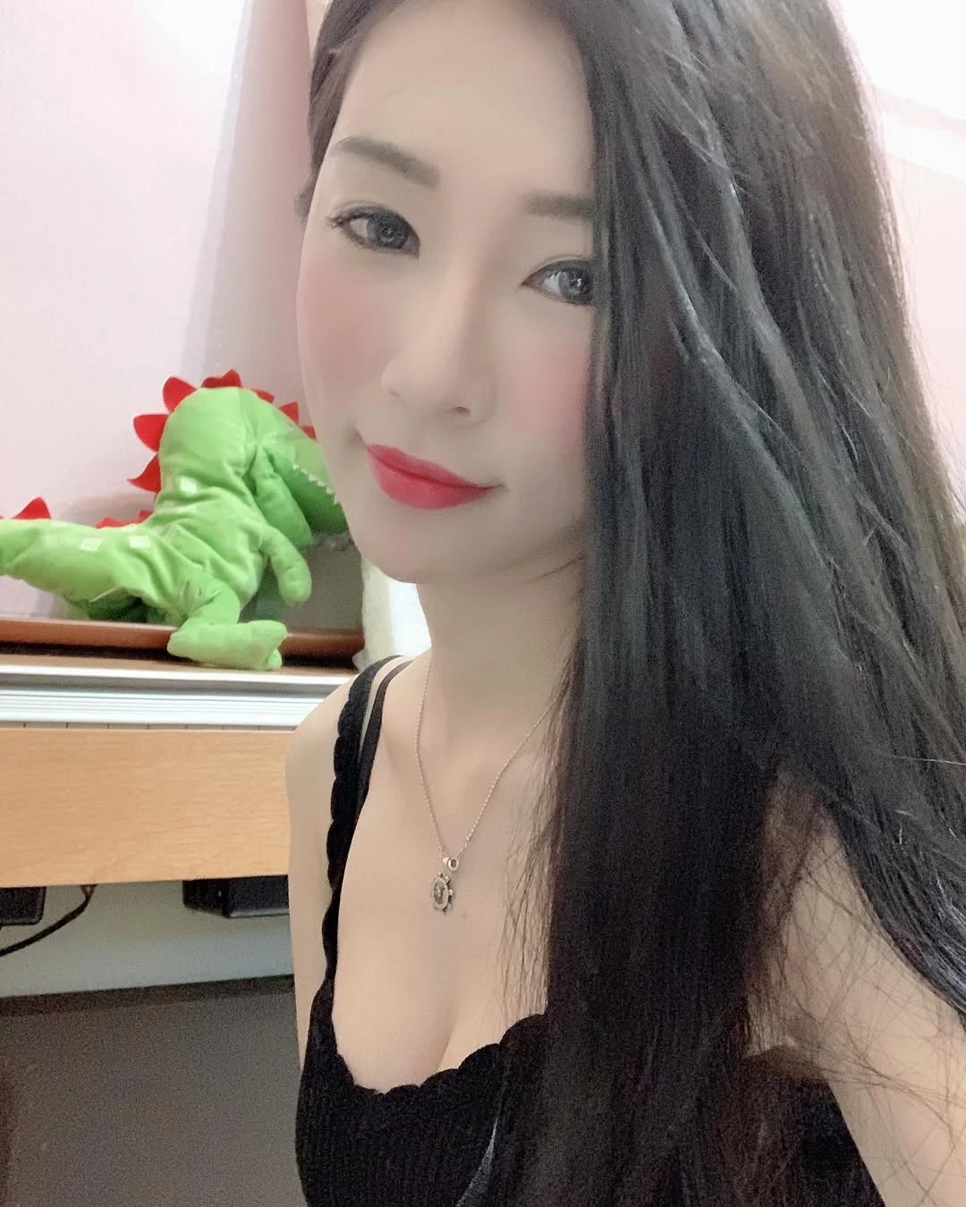 31883269.webp
