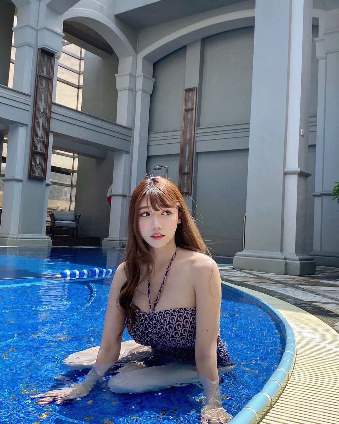 19501494.webp