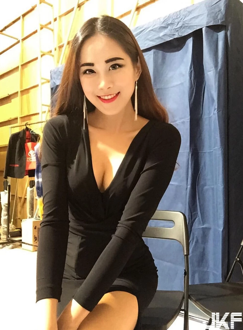 4587290.webp