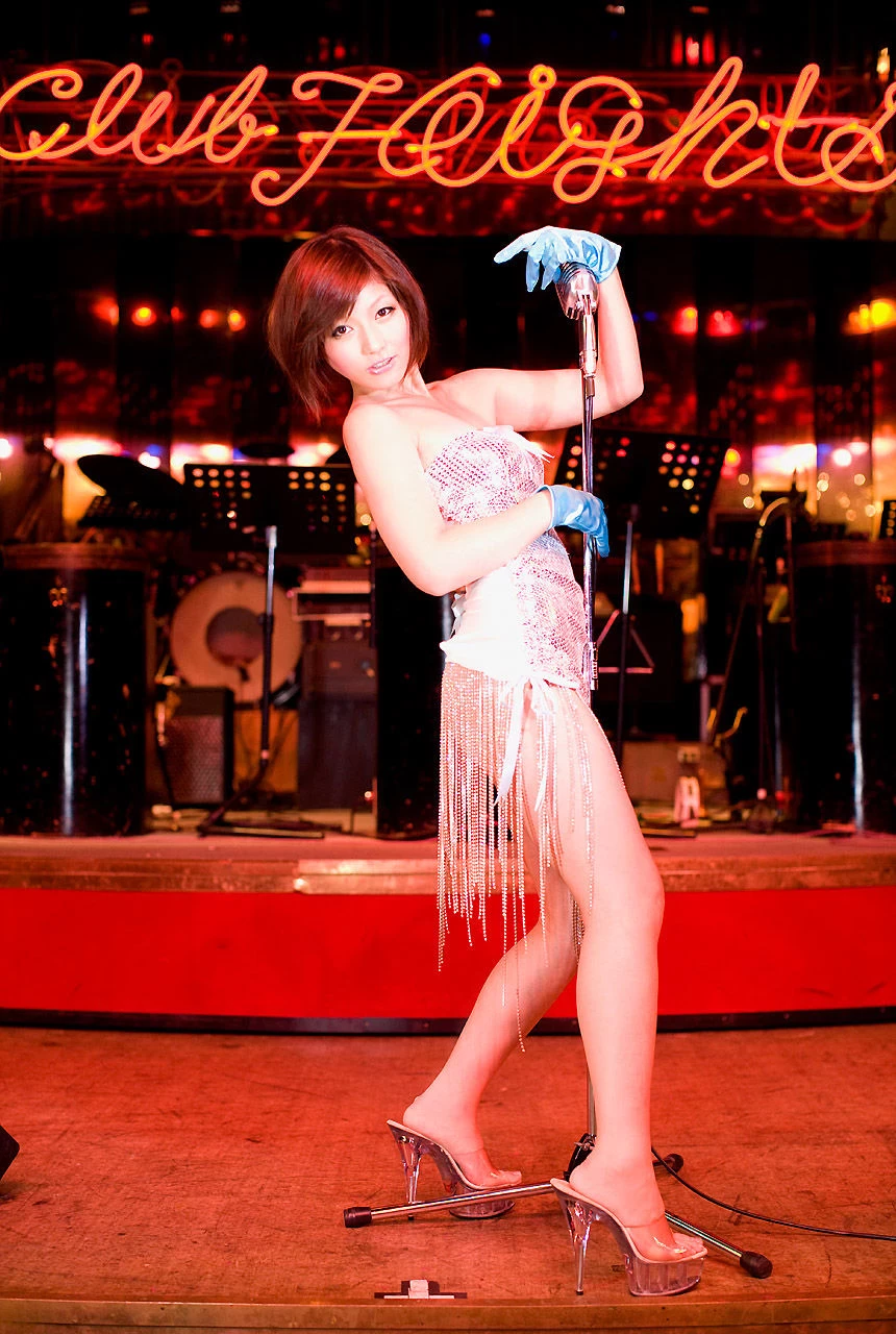 30581695.webp