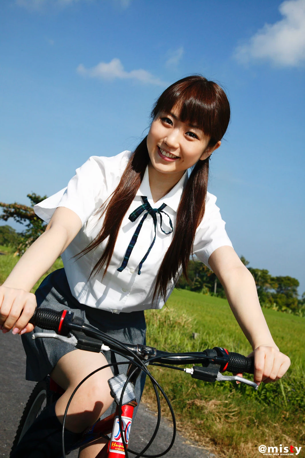 30637151.webp