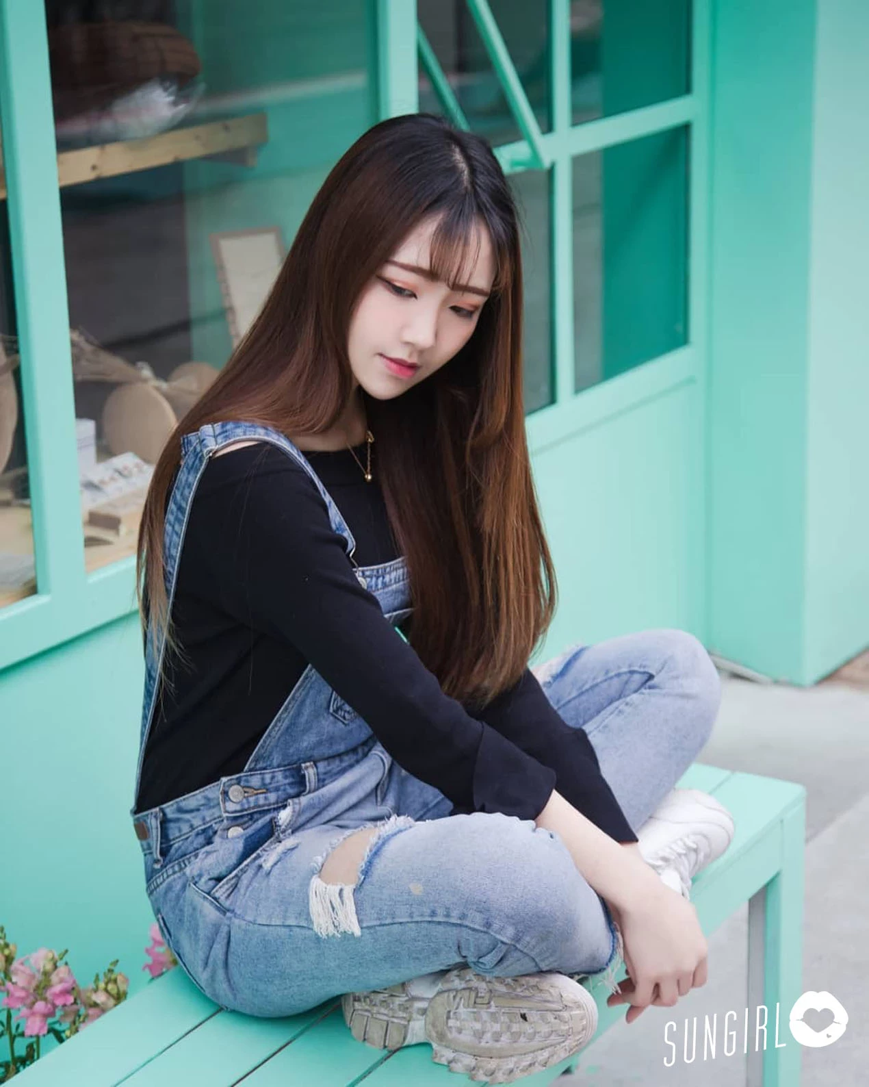 3961989.webp