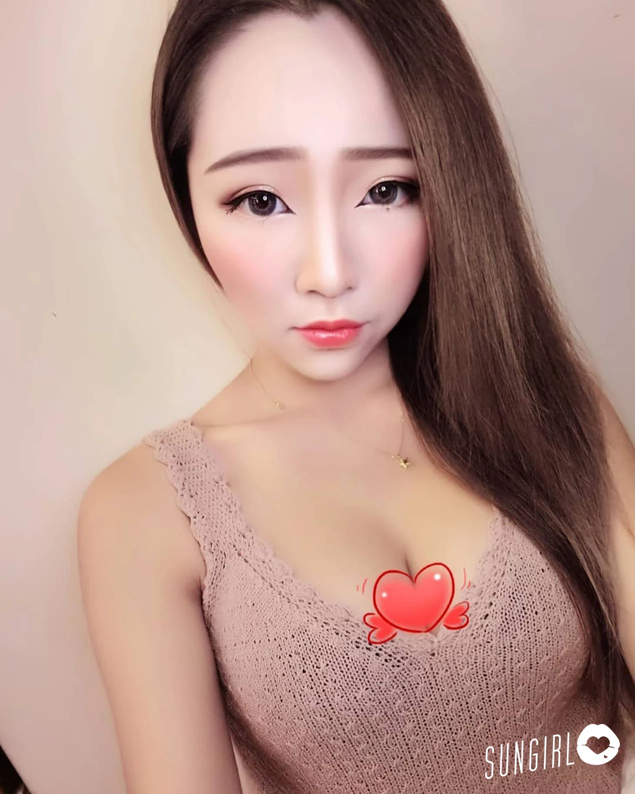 3962002.webp