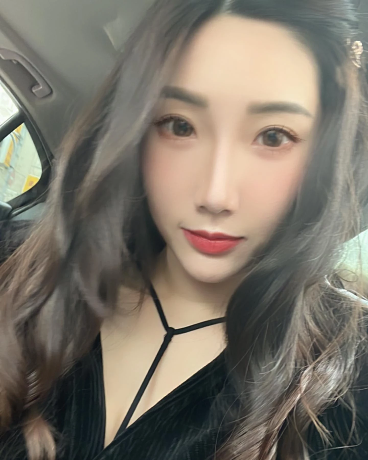 31701867.webp