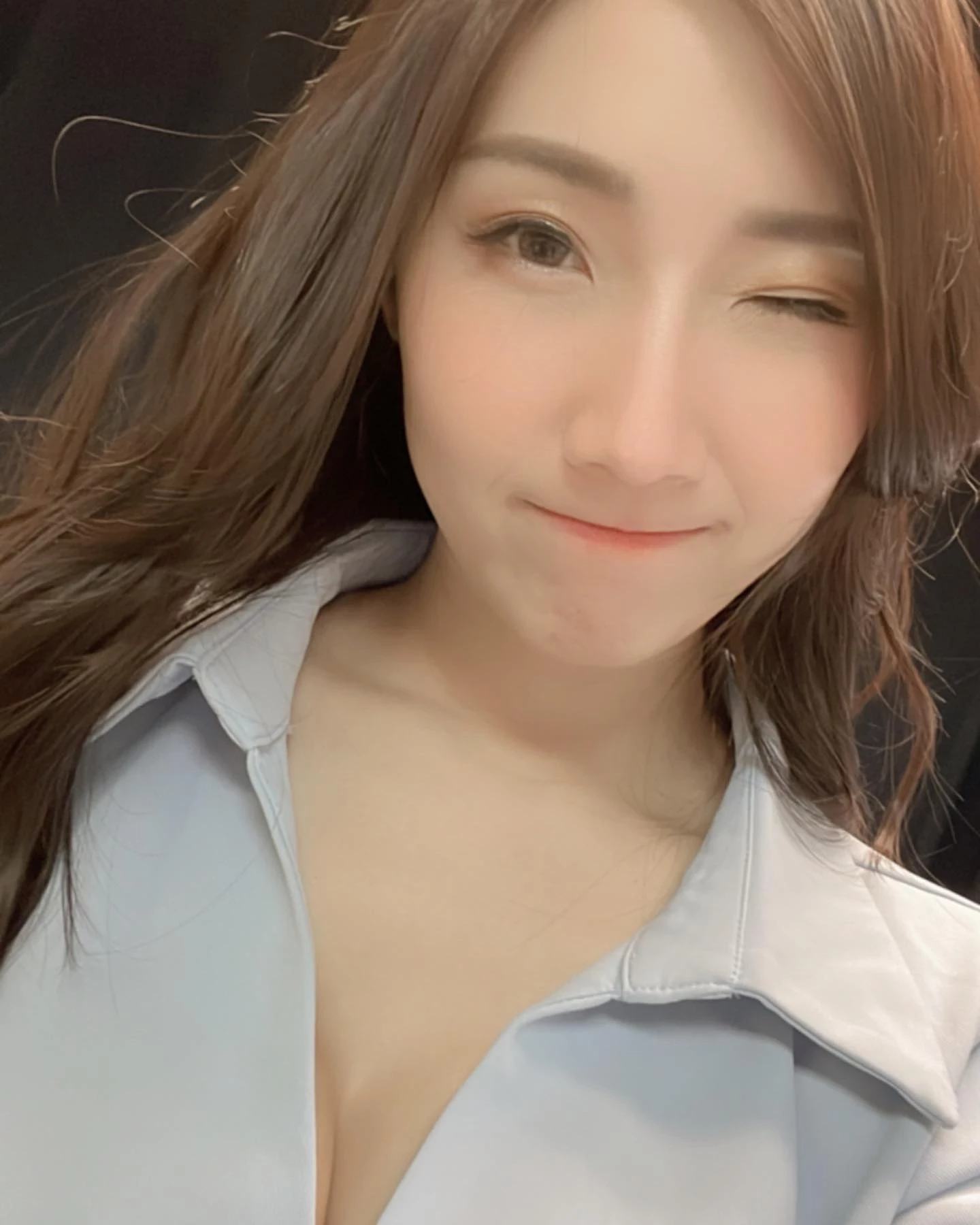 31701872.webp