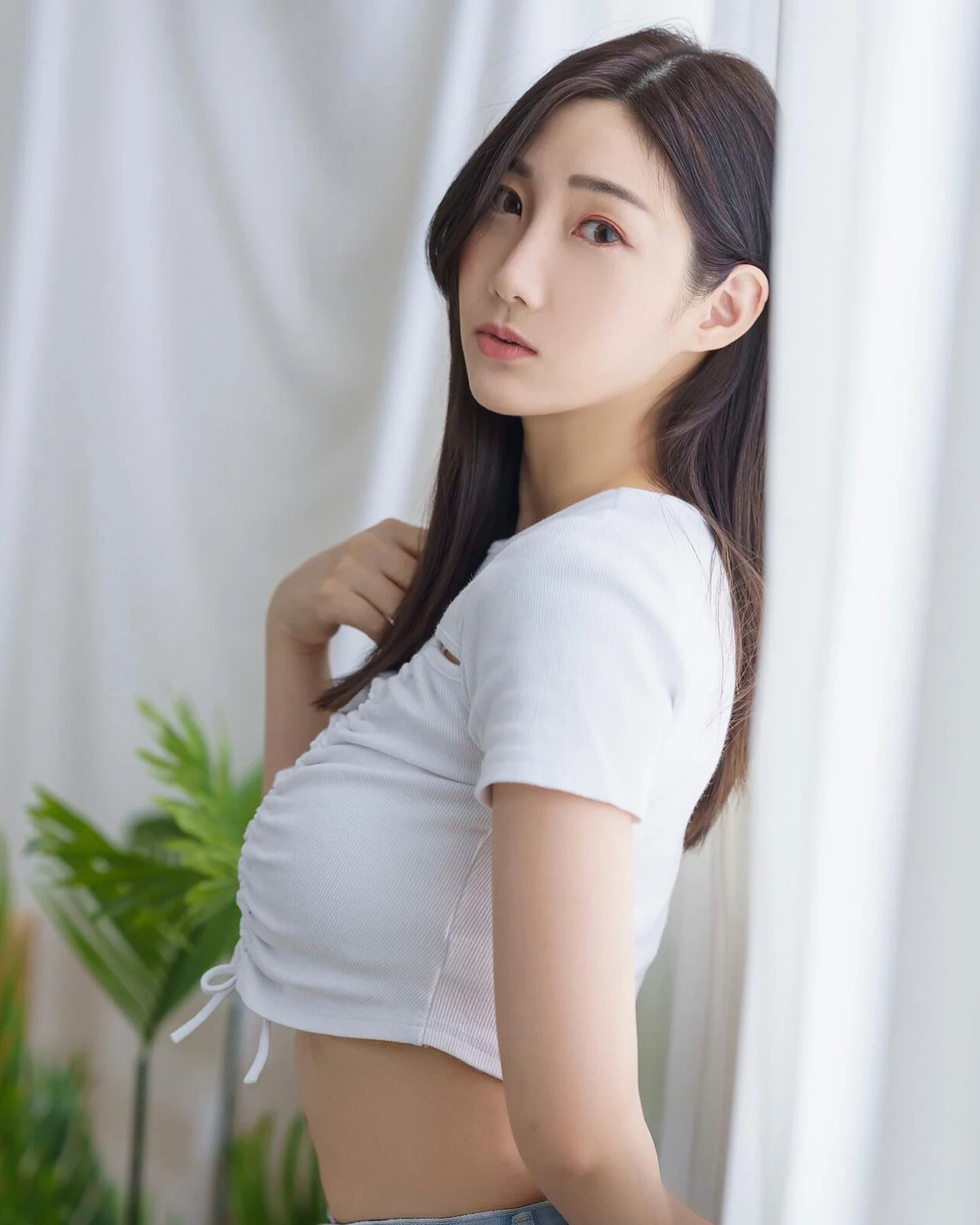 31701873.webp