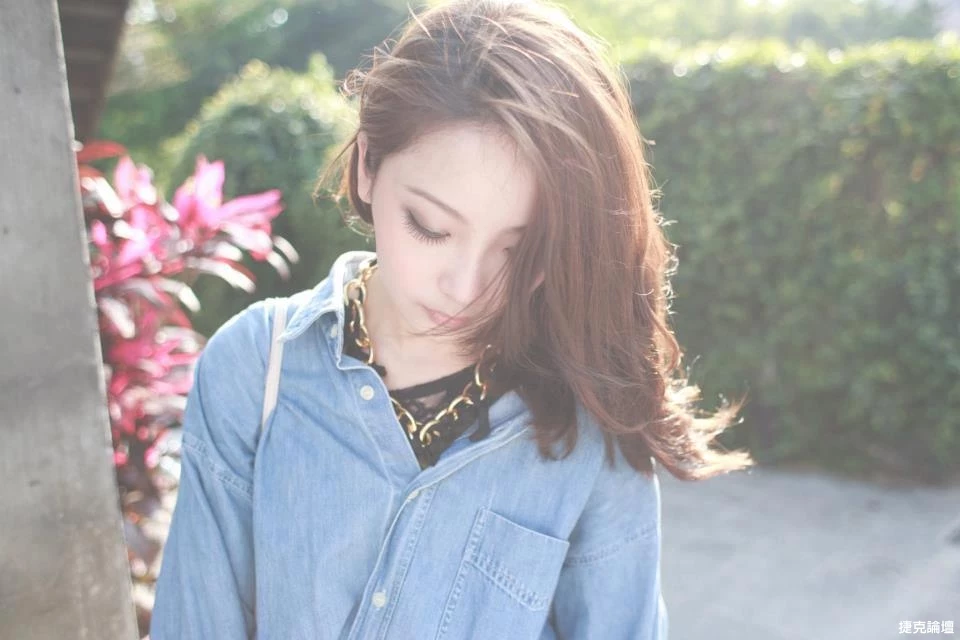17360195.webp