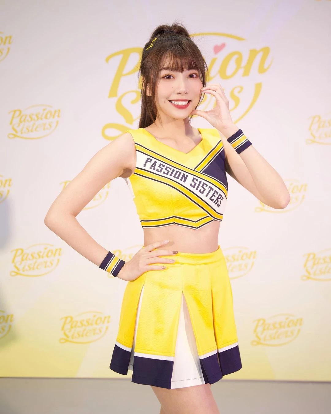 24318651.webp