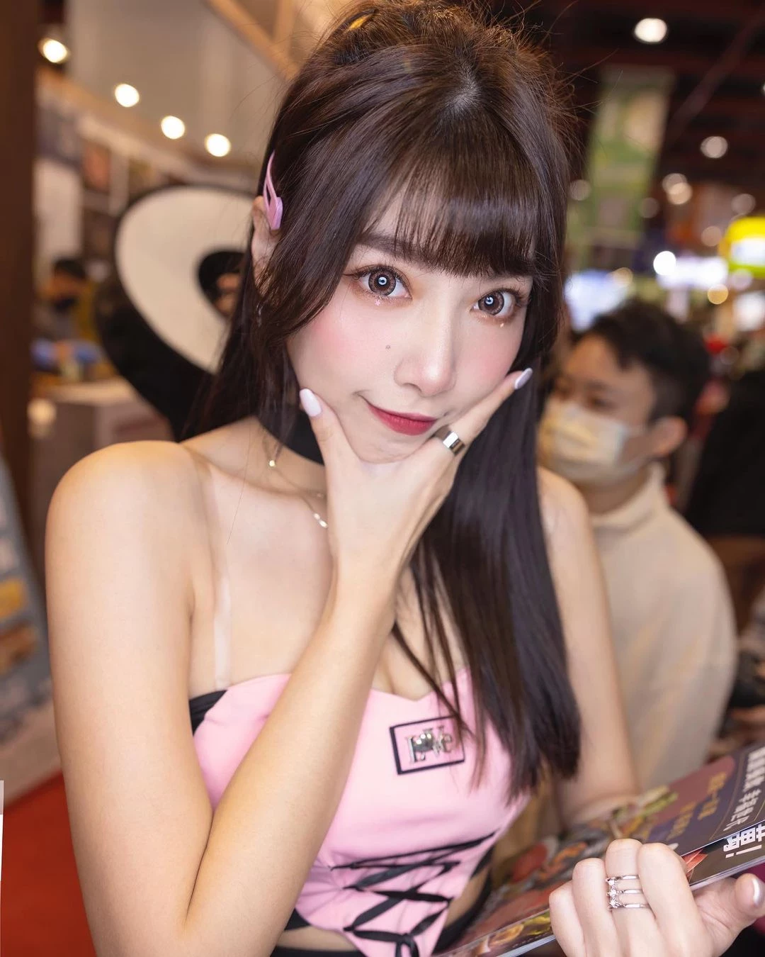 24318657.webp
