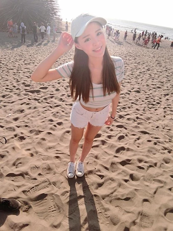 16801366.webp