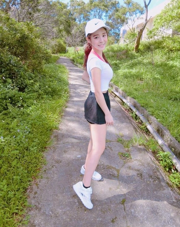 16801369.webp