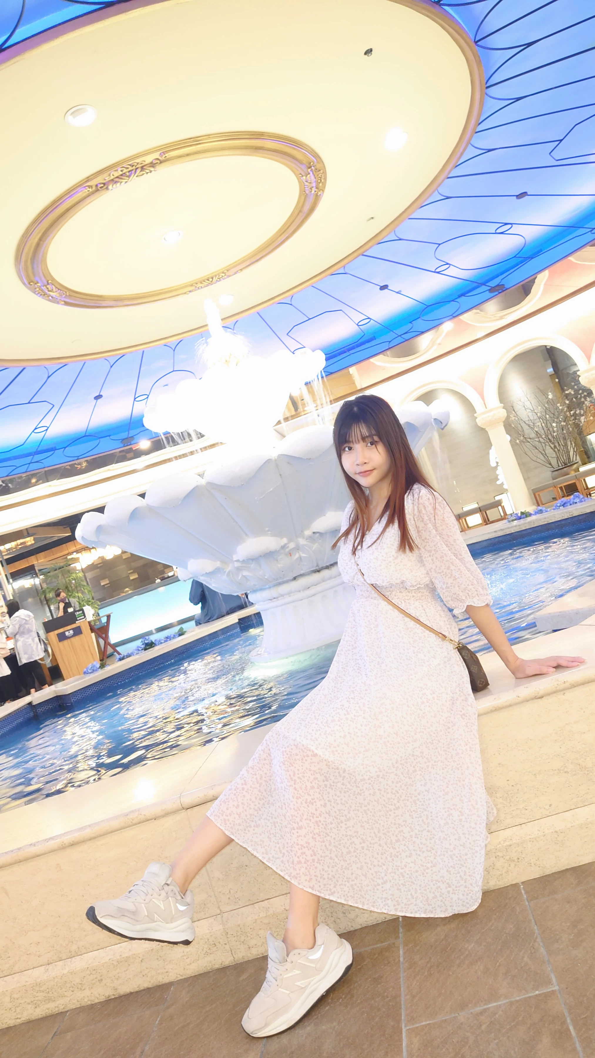 22879629.webp