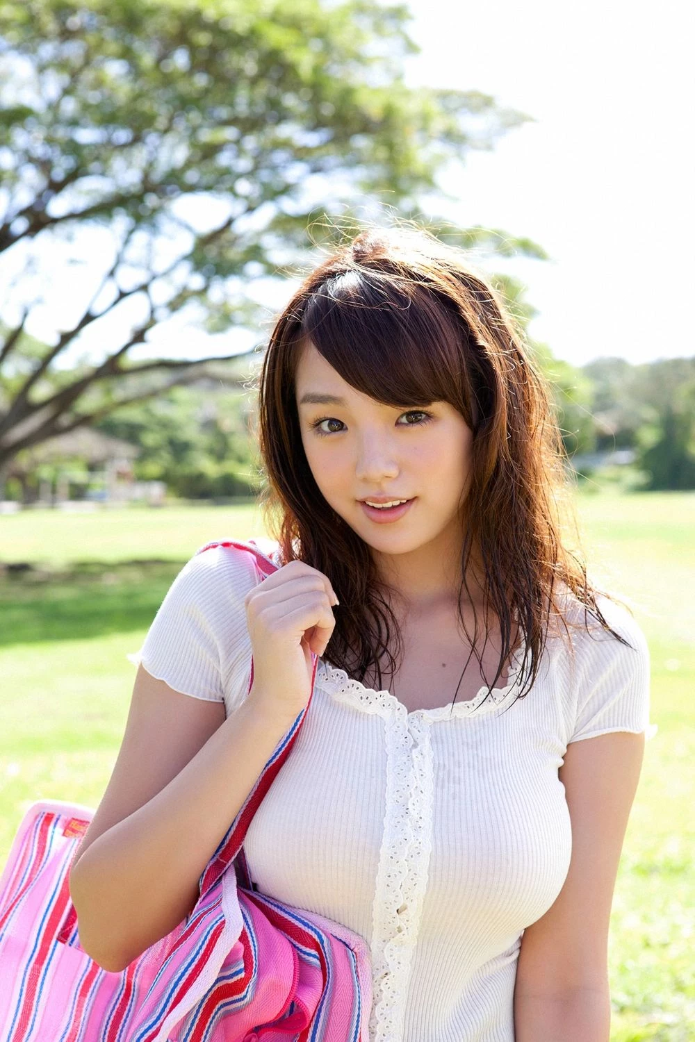 30601099.webp