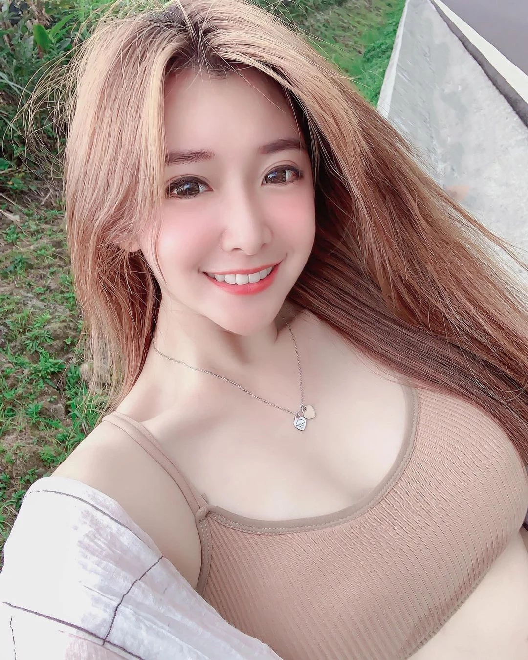 18196345.webp