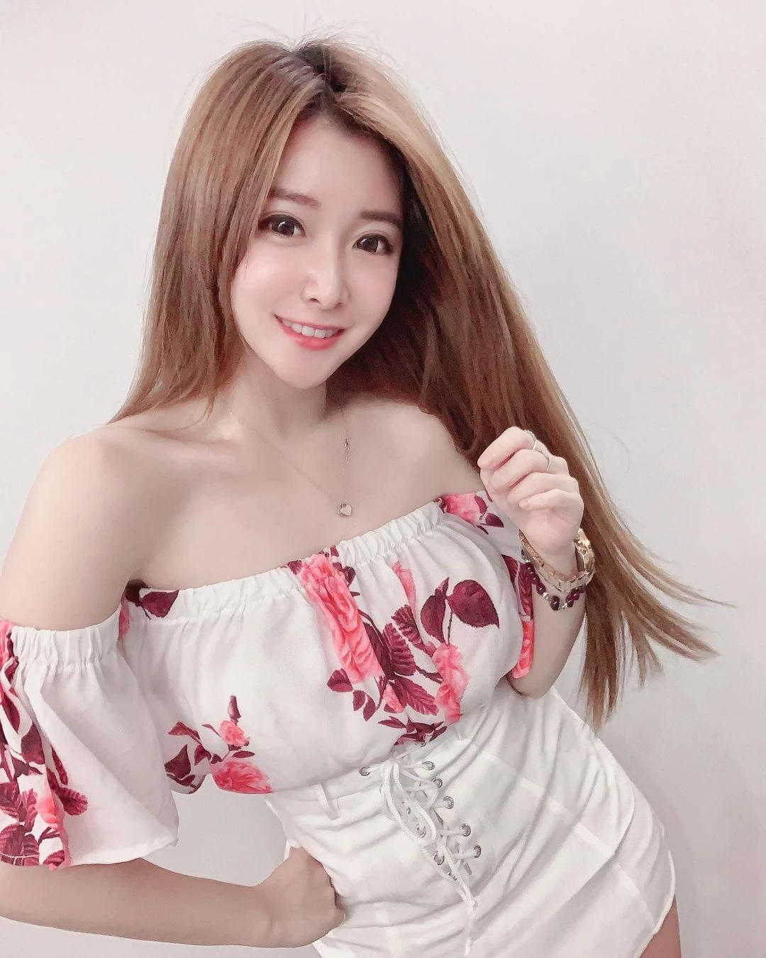 18196354.webp