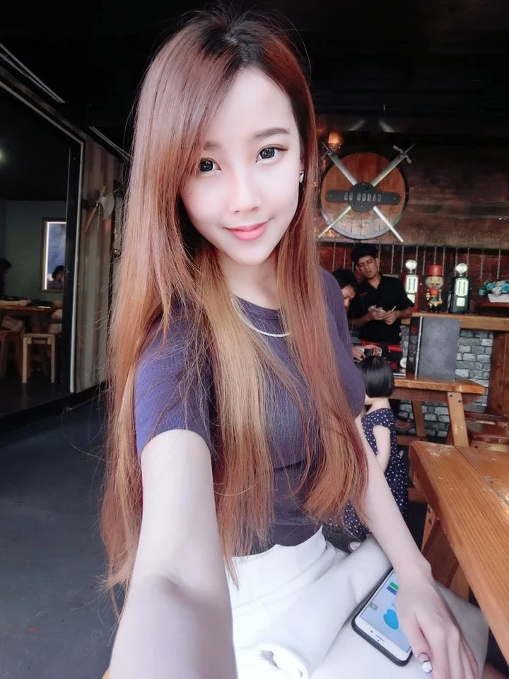 4368390.webp