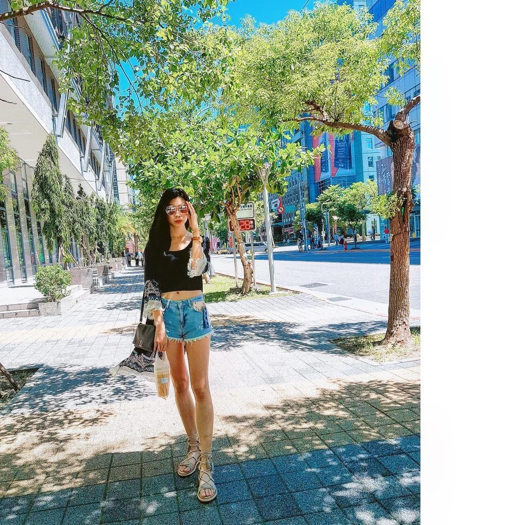 4943907.webp