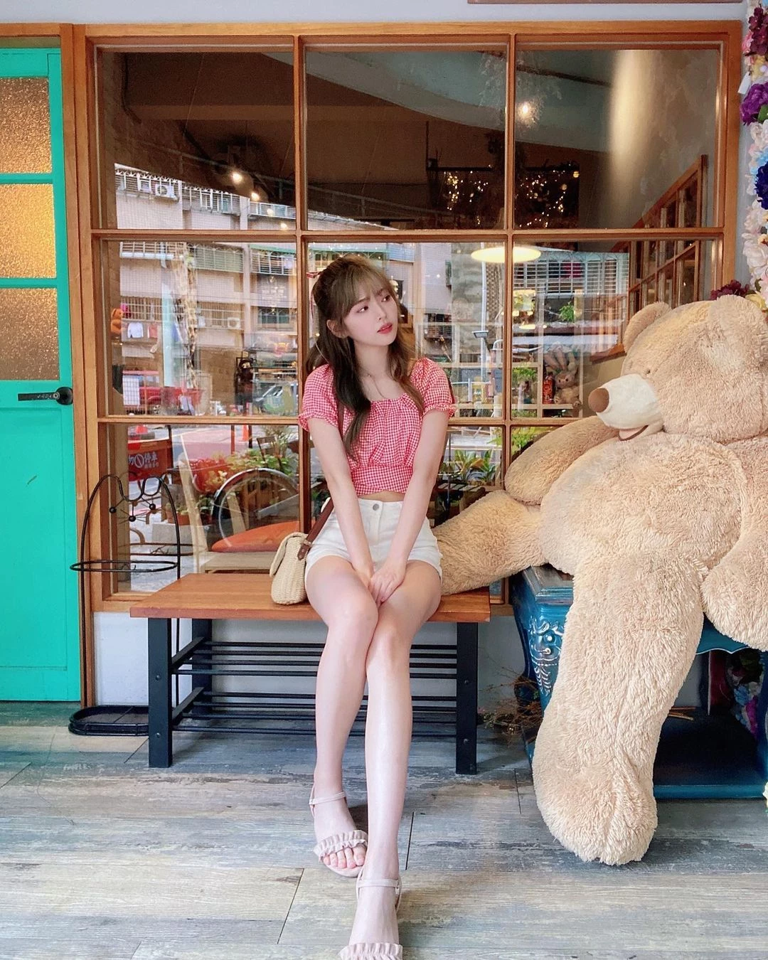 19603346.webp