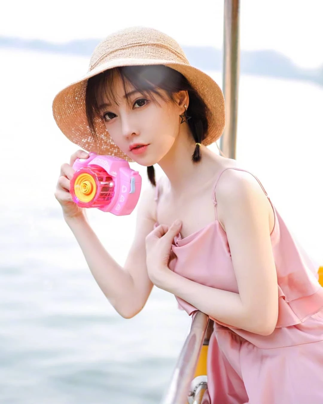3941881.webp