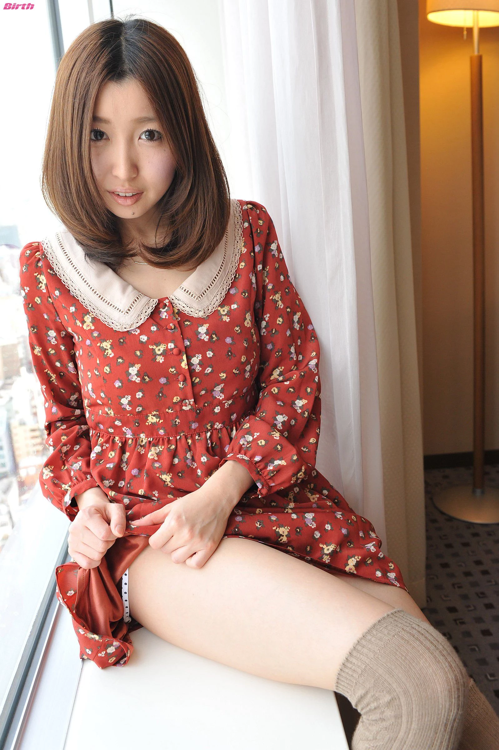 30571251.webp
