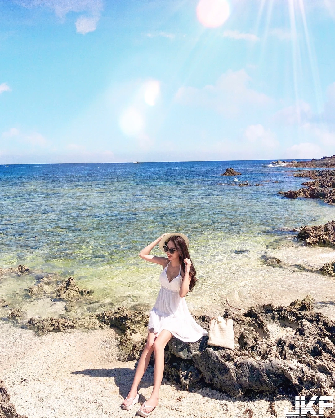 4787199.webp