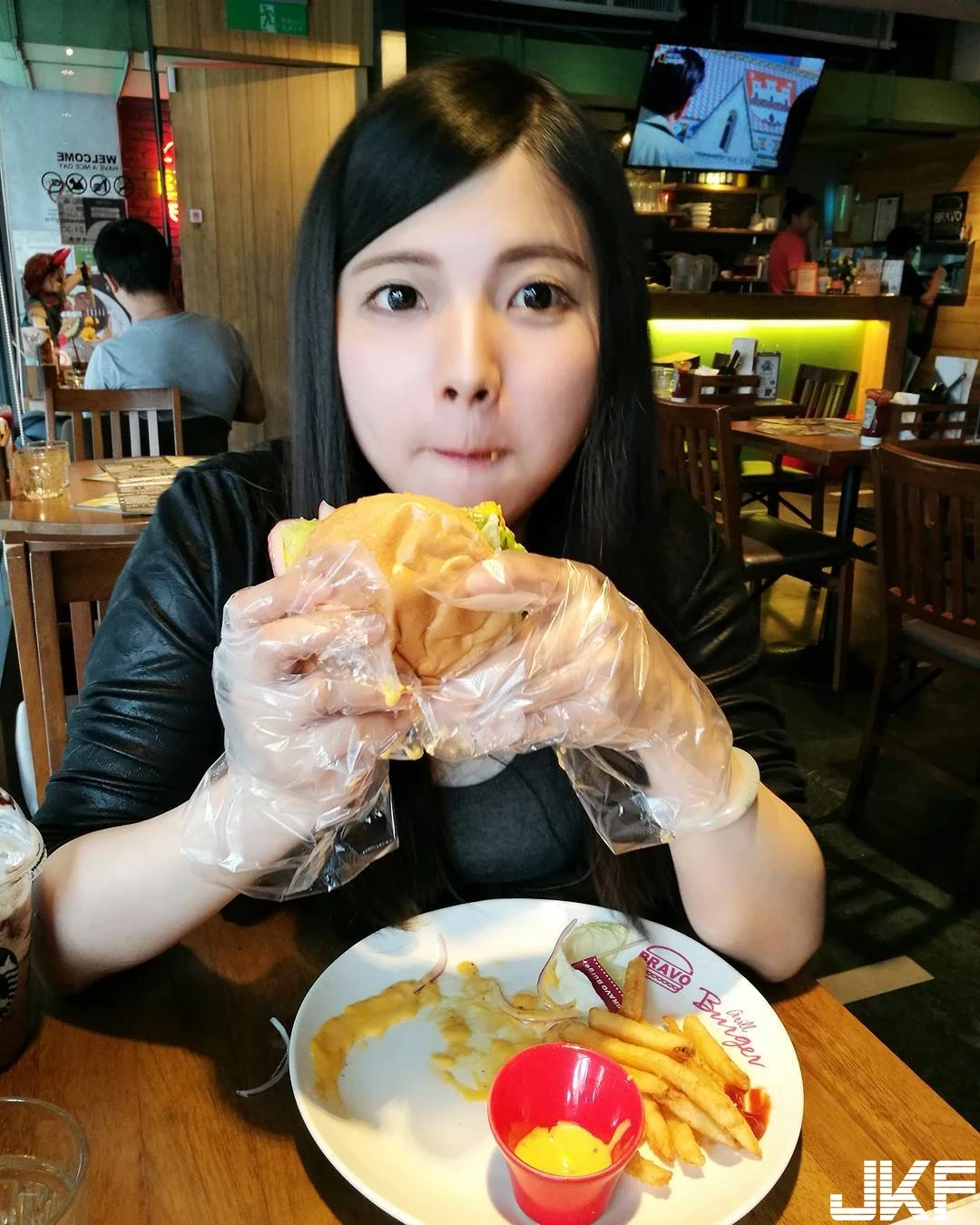 7224267.webp
