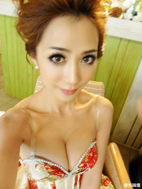 17360233.webp