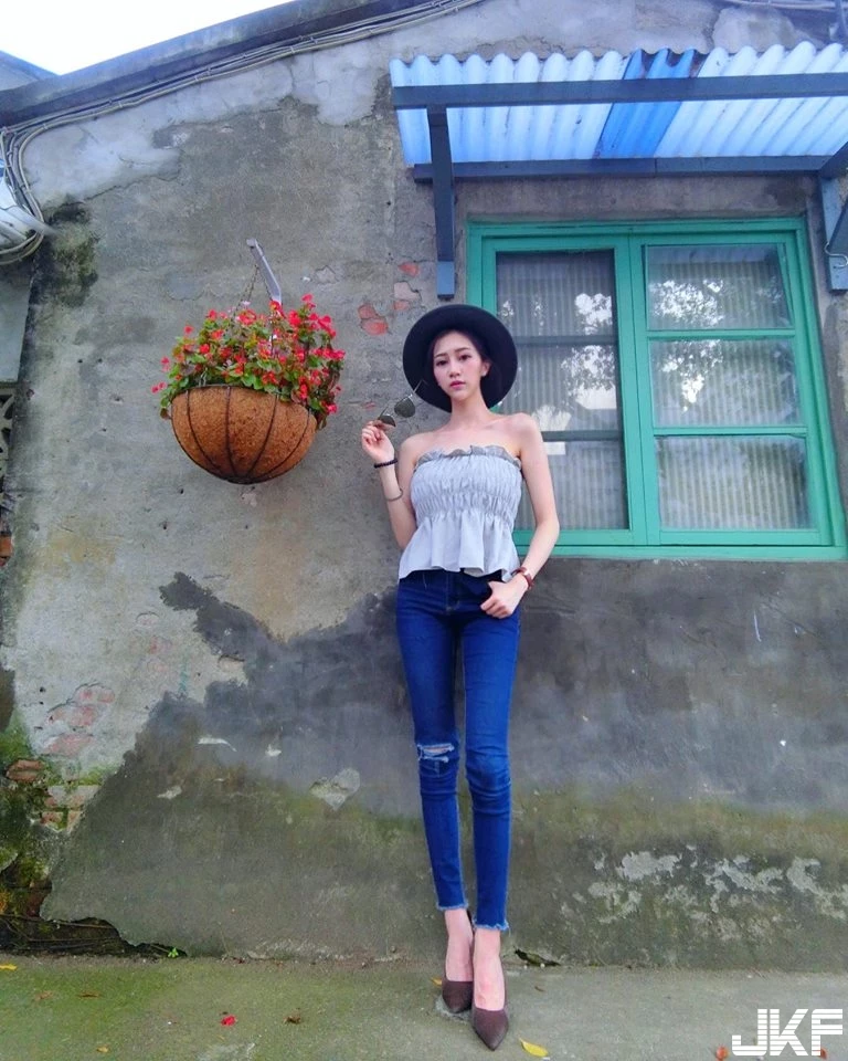 16801424.webp