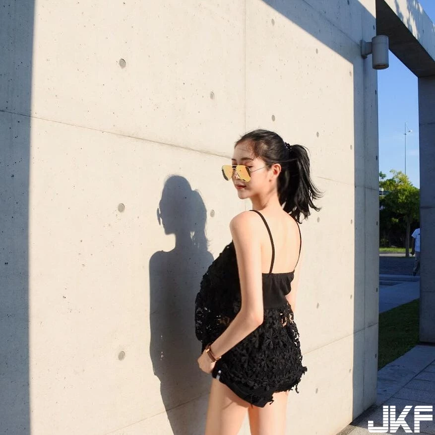 16801433.webp