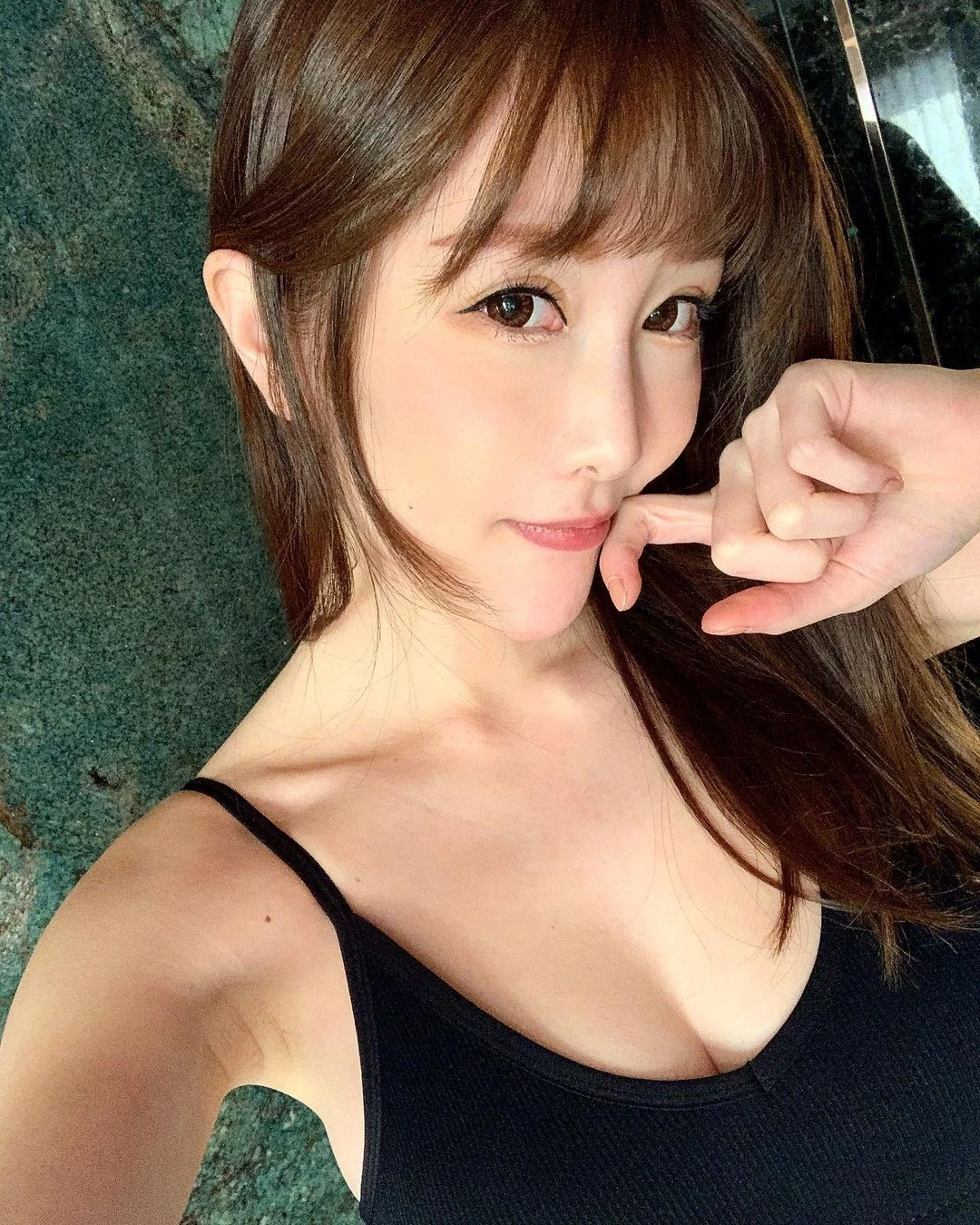 18196386.webp